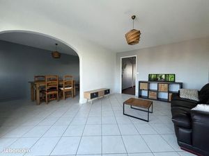 Appartement 2 pièces 77 m²