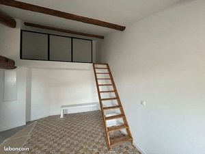 Studio 1 pièce 28 m²
