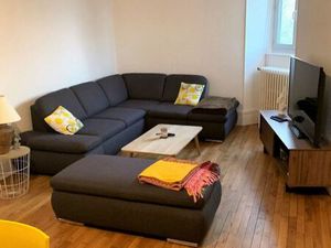 Proche des commodités dans une résidence sécurisée