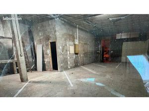 Garage / Entrepot 100M2