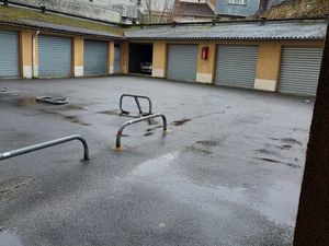 Box garage proche Halles Carnot