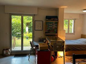 Appartement calme avec jardin