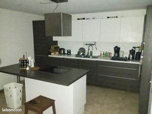 Appartement meublé  lave vaisselle  machine à laver  ménage  internet  chauffage  élec inc