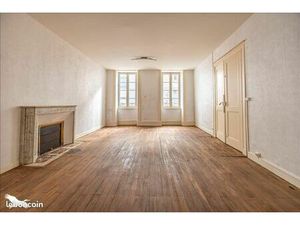 Immeuble 437 m² Surgeres