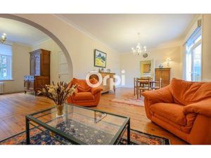 Maison Douai 215 m² T-7 à vendre  345 000 €