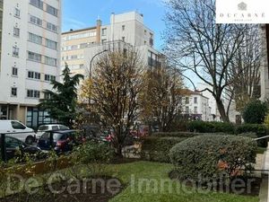 JEAN BLEUZEN - AGREABLE appartement 2 pièces