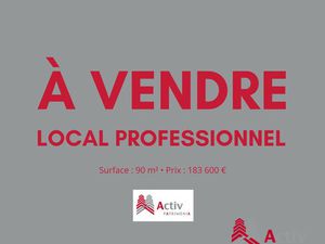 Local professionnel avec terrain et parking – Arles (13200)