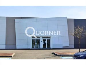 A LOUER / 1 CELLULE COMMERCIALE VIDE SUR ZONE COMMERCIALE