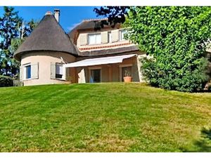 Vente maison 6 pièces 152 m² à Feurs (42110)  438 000 €