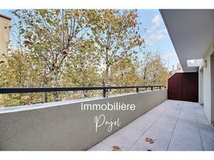 T3 en dernier étage avec terrasse et garage