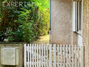 À Dourdan Maison mitoyenne à fort potentiel  idéale pour u