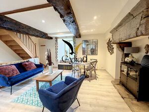 Maison en pierre T3 à Mégrit