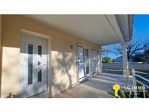 Maison entièrement rénovée  2 ch  garage  terrain de 456m2