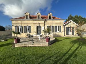 MAISON EN PIERRE 4 CHAMBRES