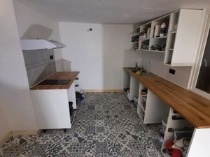 RIVE DROITE - Joli T2 de 45 m2 - En fin de totale rénovation