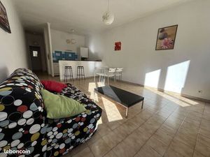 Location studio meublé