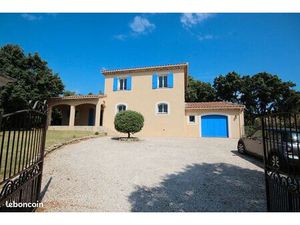 Villa 5 pièces 140 m²