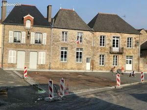 Maison centre bourg 2 chambres + cour privative Libre Février 2026