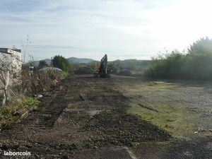 Loue Terrain 2685m2 (63370 Lempdes)