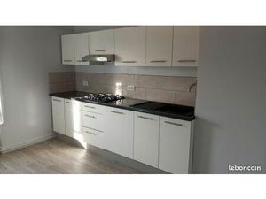 A louer f2 entierement renove cournon