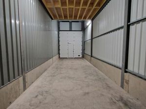 Garage/box 40m² Conlie