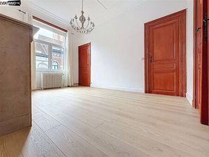 Duplex à louer avec 2 chambres   Bruxelles (VBD61130)