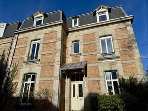 Vente Maison à Guingamp (22200) : à vendre / 276m² Guingamp