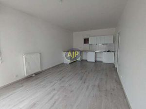 Location Appartement 3 pièces à Nantes Île de Nantes (44000) : à louer 3 pièces / 60m² Nan