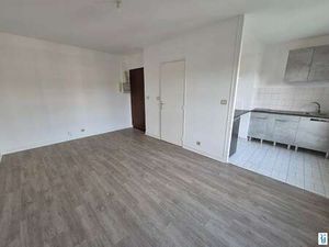 Location Appartement T1 à Rouen Vieux-Marché - St Eloi (76000) : à louer T1 / 24m² Rouen V