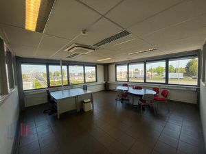 Bureaux à louer à Steenweg Deinze 154 Nazareth (RBU84599)