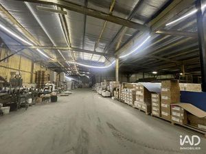 Location Local d'activités 3 800 m²