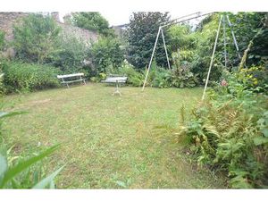 Maison hyper centre ville avec jardin