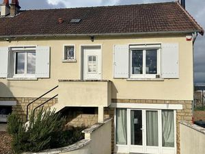 Maison sur sous sol aménagé avec 3 chambres