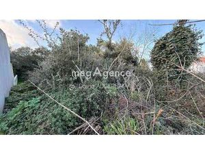 Vente Terrain à L'Île-d'Yeu (85350) : à vendre / 498m² L'Île-d'Yeu