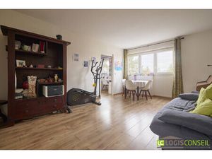 APPARTEMENT - PLACE DES BRUGNAUTS