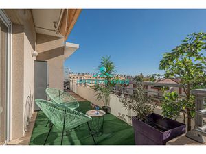 Dernier étage 4 Pièces avec grande terrasse