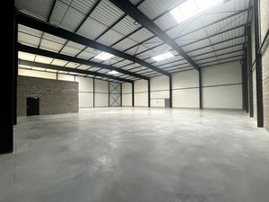 Local d'activité Chartres 755 m2