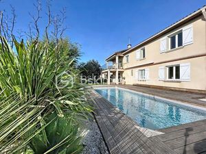 Belle maison familiale avec vue dégagée  piscine & spa - Rouffiac-Tolosan