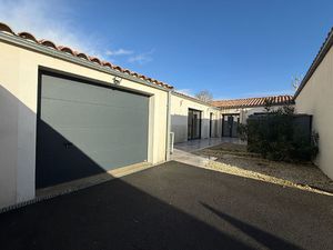 Maison Salles Sur Mer 4 pièce(s) 96 m2