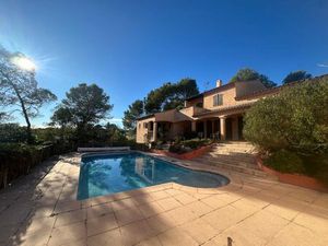 Villa Saint Clément de rivière T7 + Appartement T2