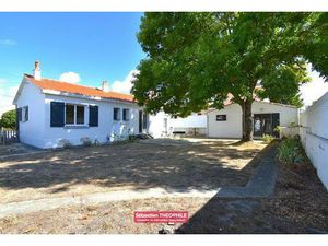 Maison coup de coeur proche Saint Gilles Croix De Vie  3 chambres  garages  dépendance