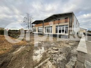 LOCAL COMMERCIAL A LOUER