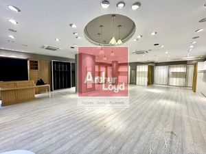 LOCAL COMMERCIAL A LOUER