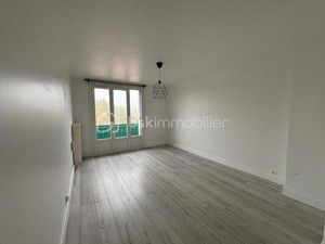 Appartement de 56 88 m² à Etampes