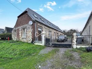 Vente maison 14 pièces 190 m² à Puisieux-et-Clanlieu (02120)  64 900 €