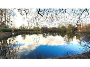 Vente commerce 4445 m² Mézières-sur-Oise (02240)