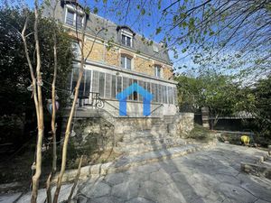 Maison de maître haut de gamme à Enghien les bains