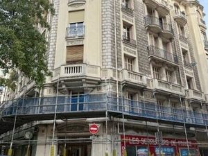 Vente appartement 4 pièces 79 m² Nice (06100)
