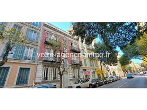 Vente appartement 4 pièces 102 m² Nice (06000)