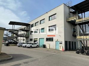 Location Local Professionnel 100m² VILLEURBANNE 69100